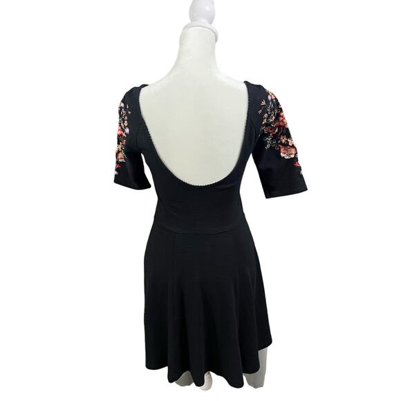 Free People Skater Dress Women’s XS Black Embroidered Y2K Mini Dress 90s look - Picture 3 of 6